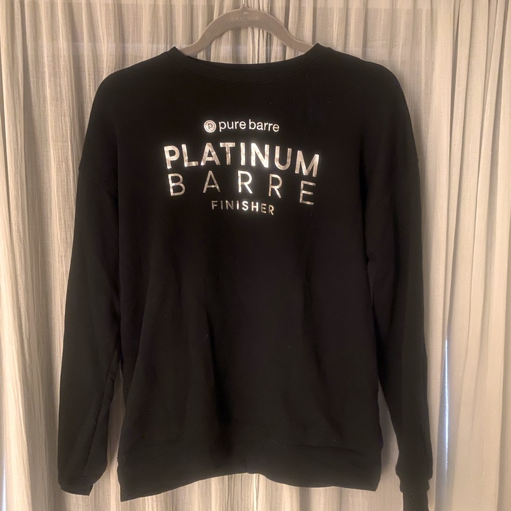 Pure Barre Women’s Sweatshirt Black Size Medium. Platinum Barre Finisher.